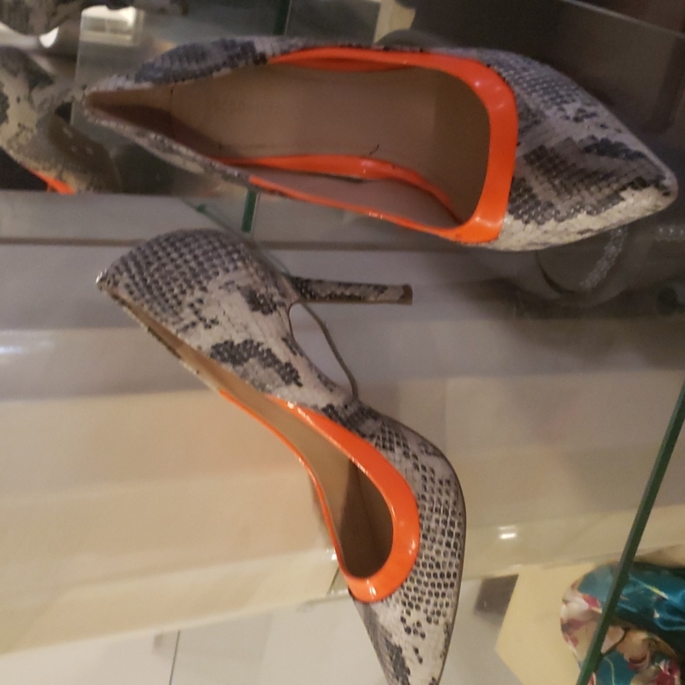 BCBG python heels